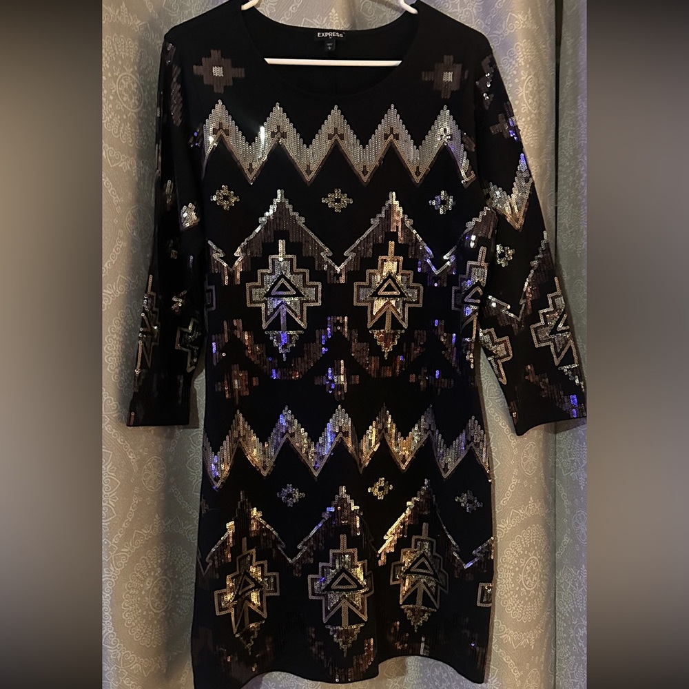 Black shimmery dress